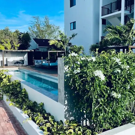 Apartment Condominium Grace Bay Beach